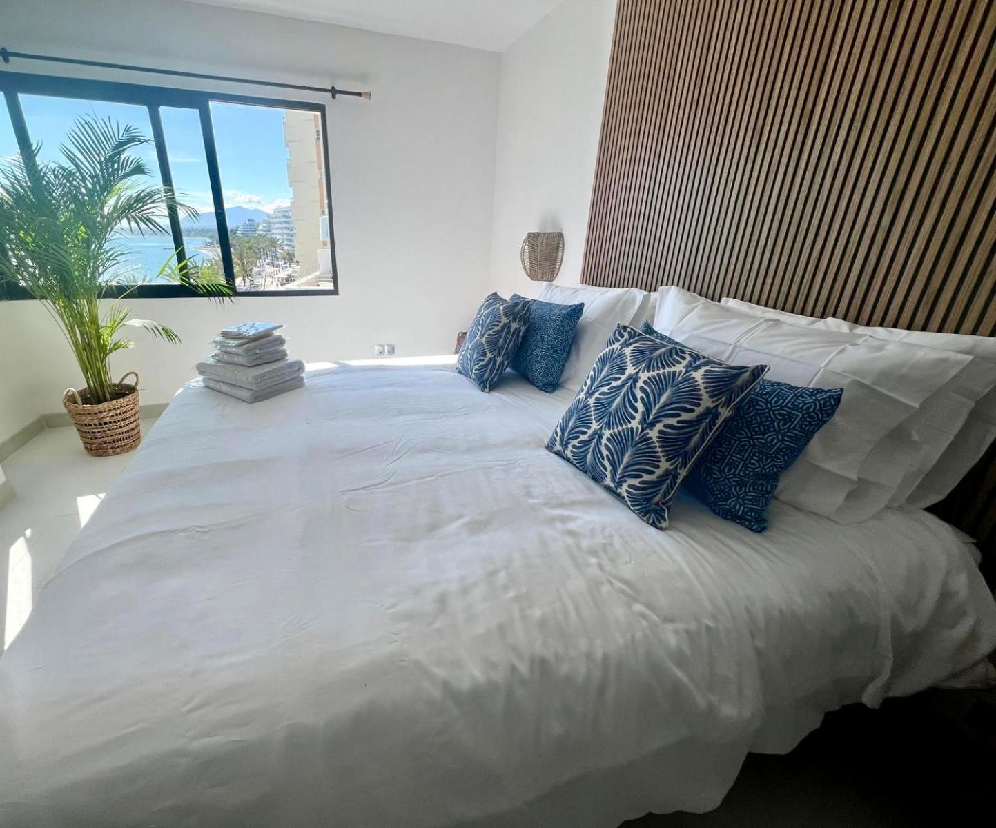 Marbella Beachfront Apartment Exterior foto