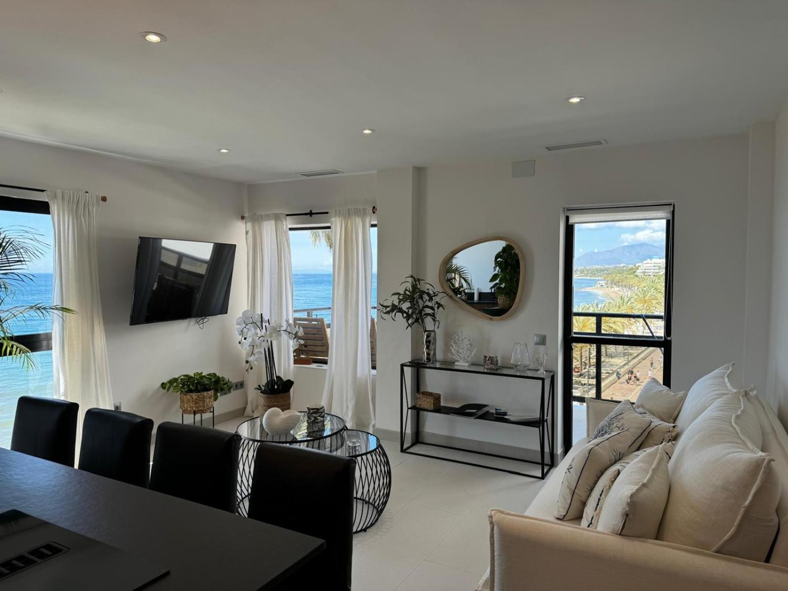 Marbella Beachfront Apartment Exterior foto